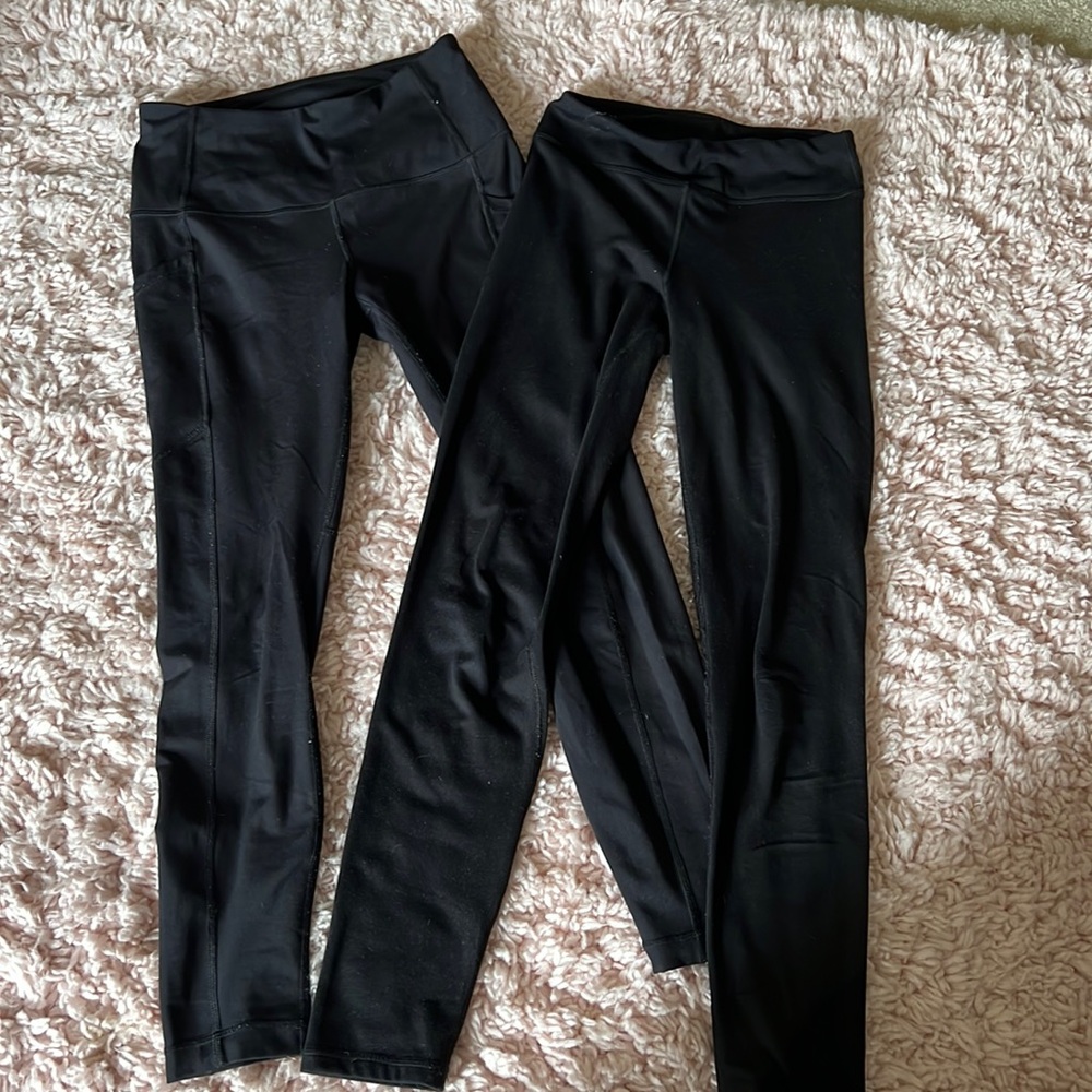 Black leggings